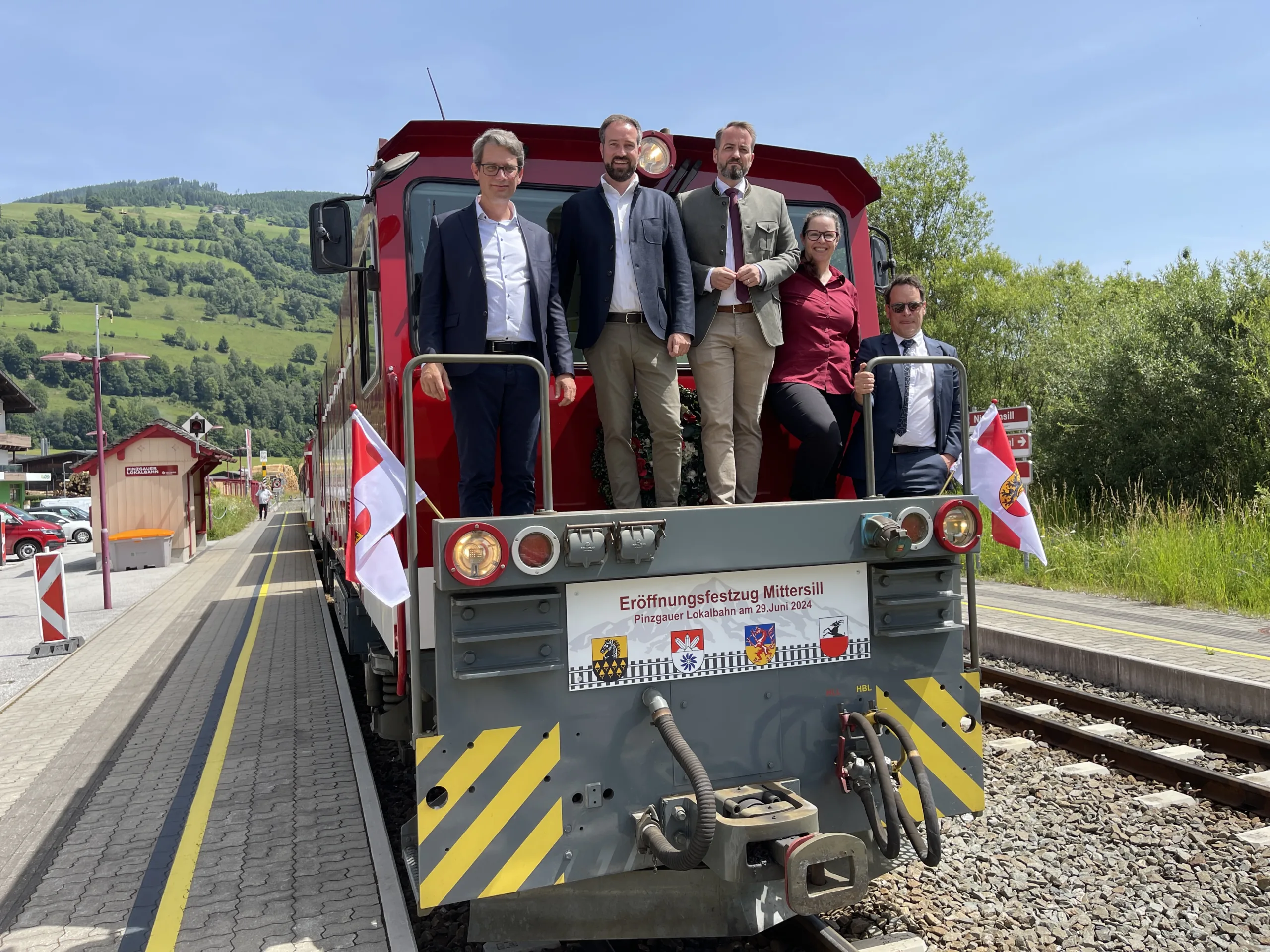 Salzburg Verkehr Pinzgauer Lokalbahn Öffis Pinzgaubahn