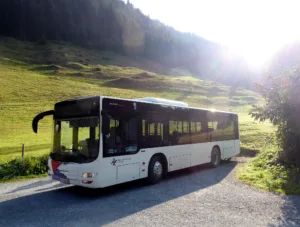 Am besten mit dem ersten Bus 541 von Großarl in den Talschluss Grundlehen (1322 m). Christian Heugl, Salzburg Verkehr 